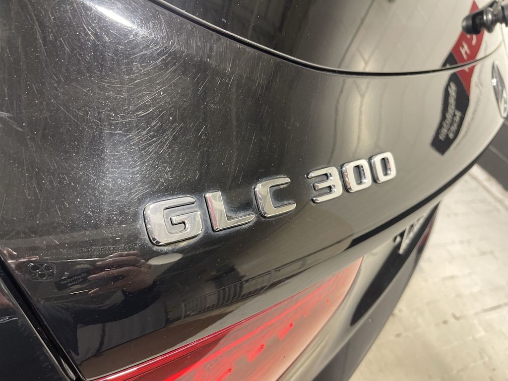 Thumbnail: 2022 Mercedes-Benz GLC - 7