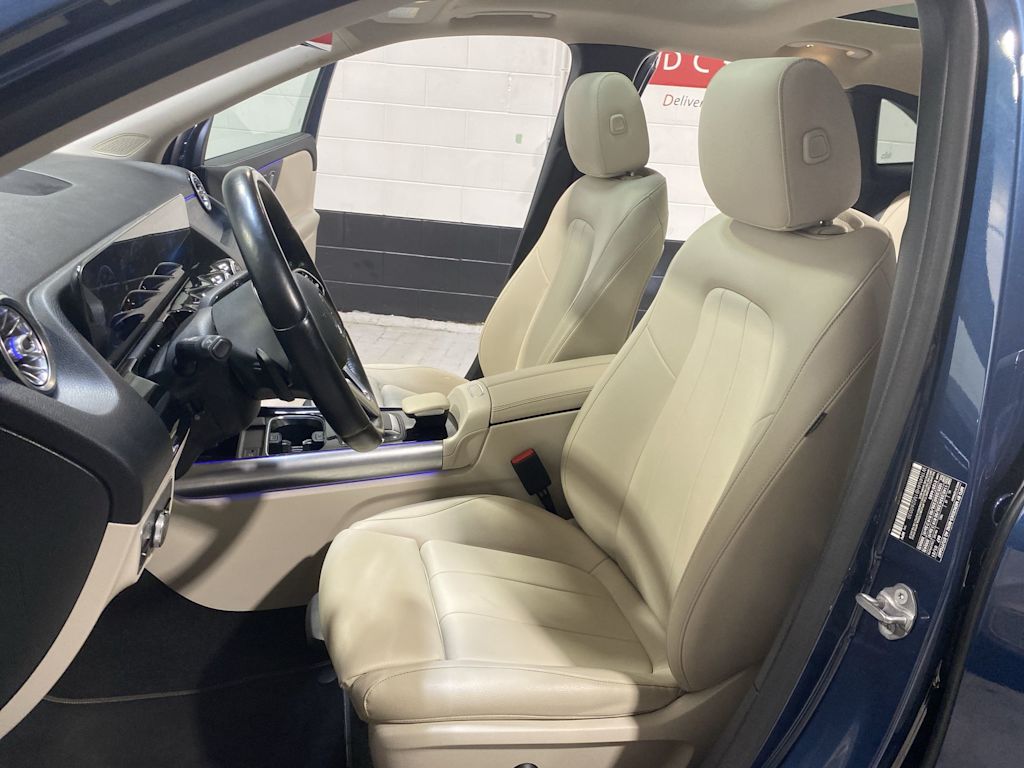Thumbnail: 2021 Mercedes-Benz GLA - 12
