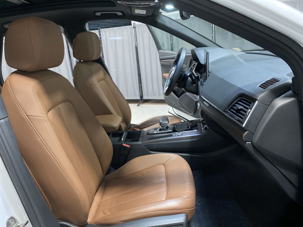 Thumbnail: 2021 Audi Q5 - 19