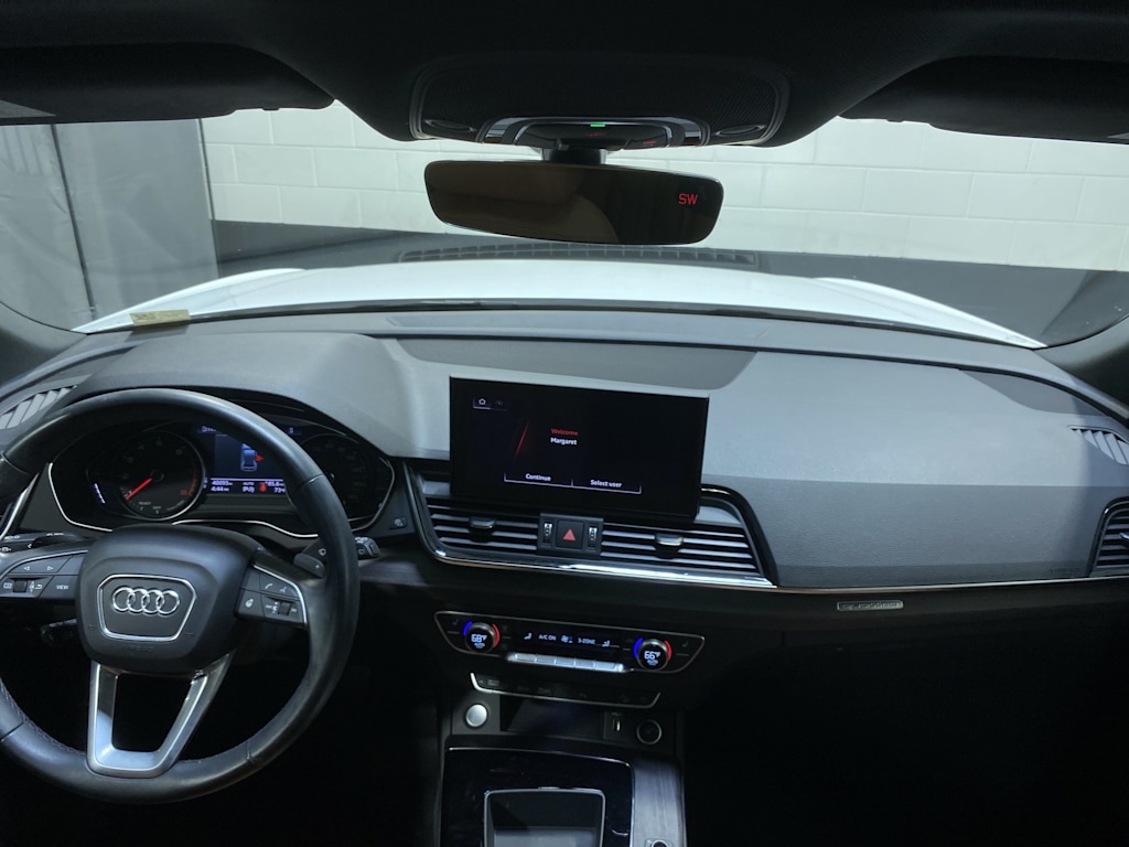 Thumbnail: 2021 Audi Q5 - 2