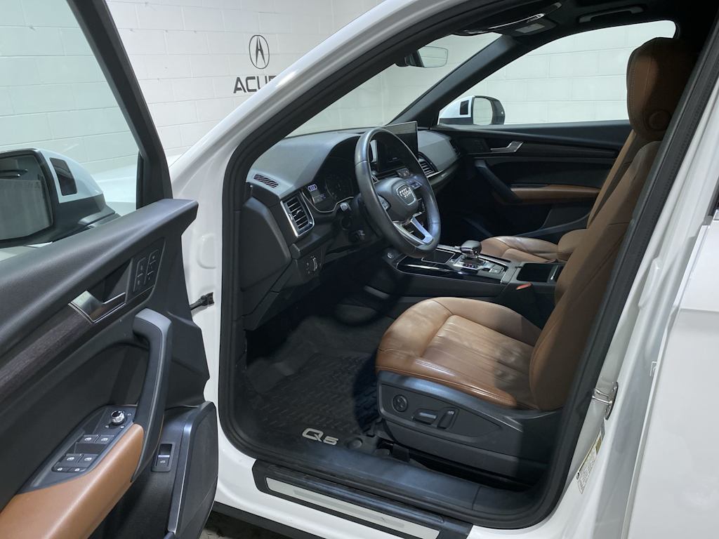 Thumbnail: 2021 Audi Q5 - 10