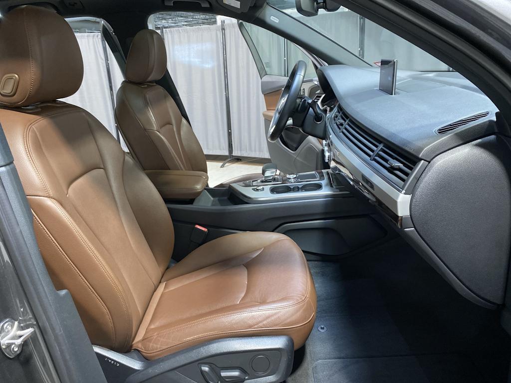 Thumbnail: 2019 Audi Q7 - 21