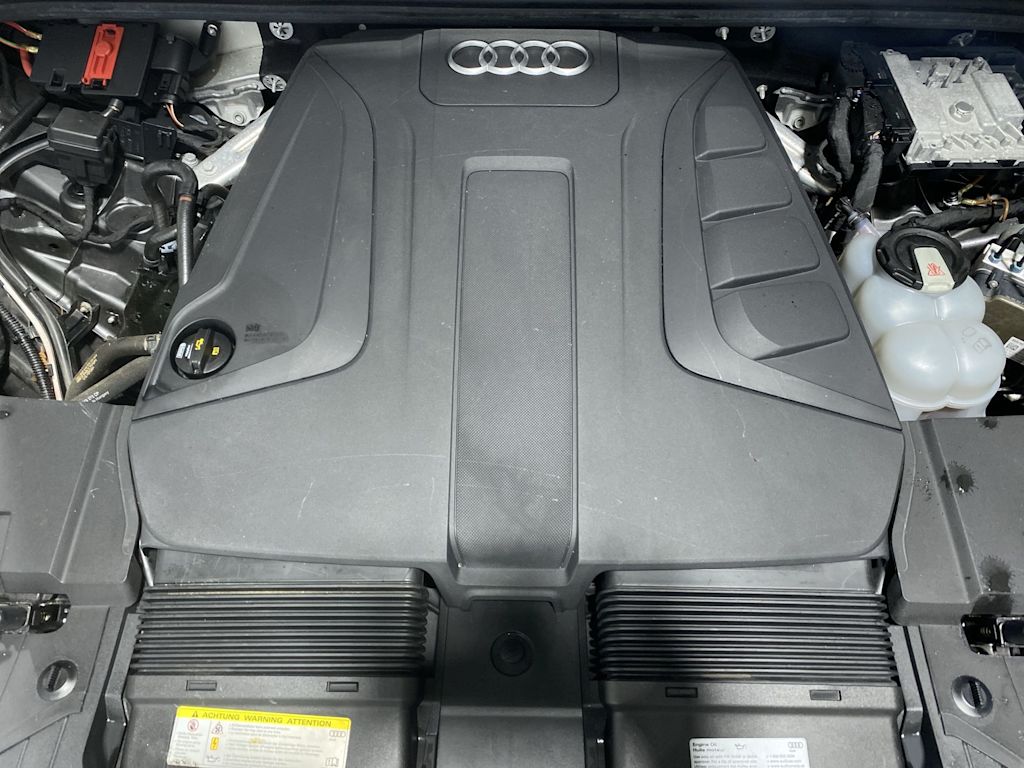 Thumbnail: 2019 Audi Q7 - 8