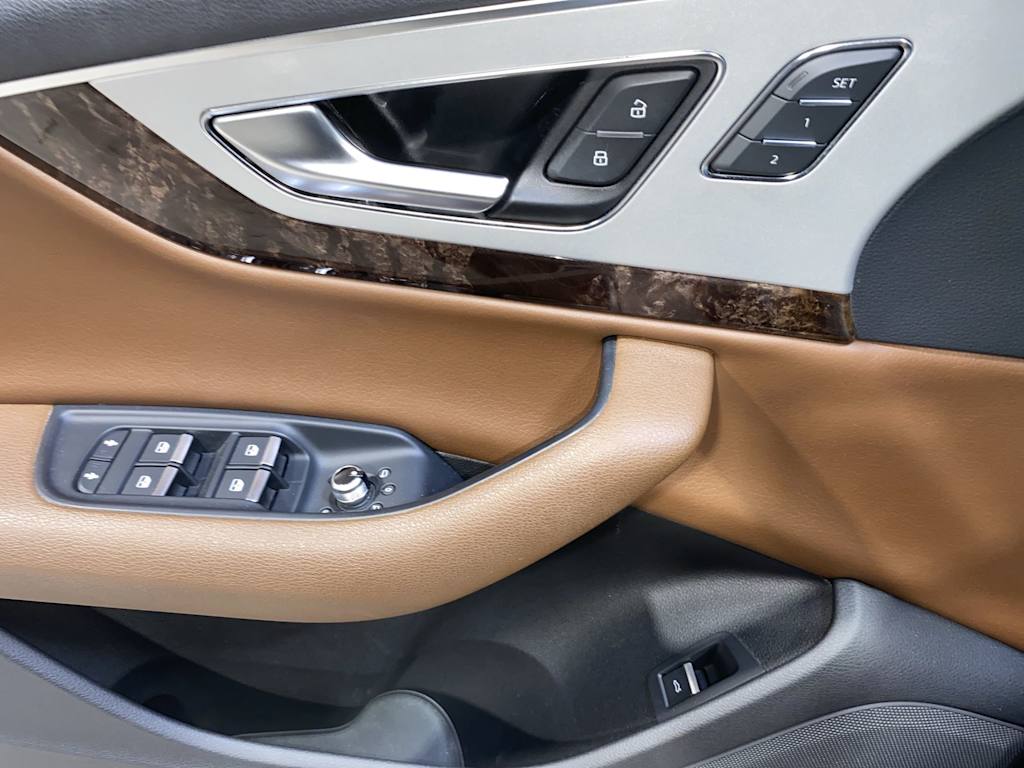 Thumbnail: 2019 Audi Q7 - 24