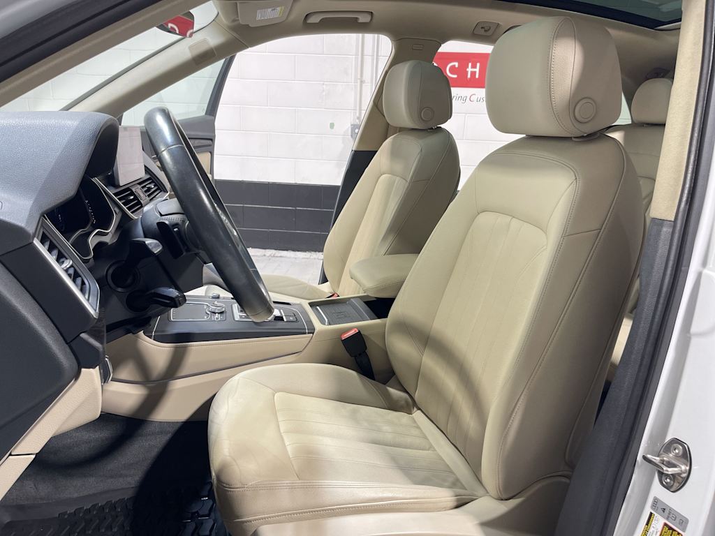 Thumbnail: 2020 Audi Q5 - 12
