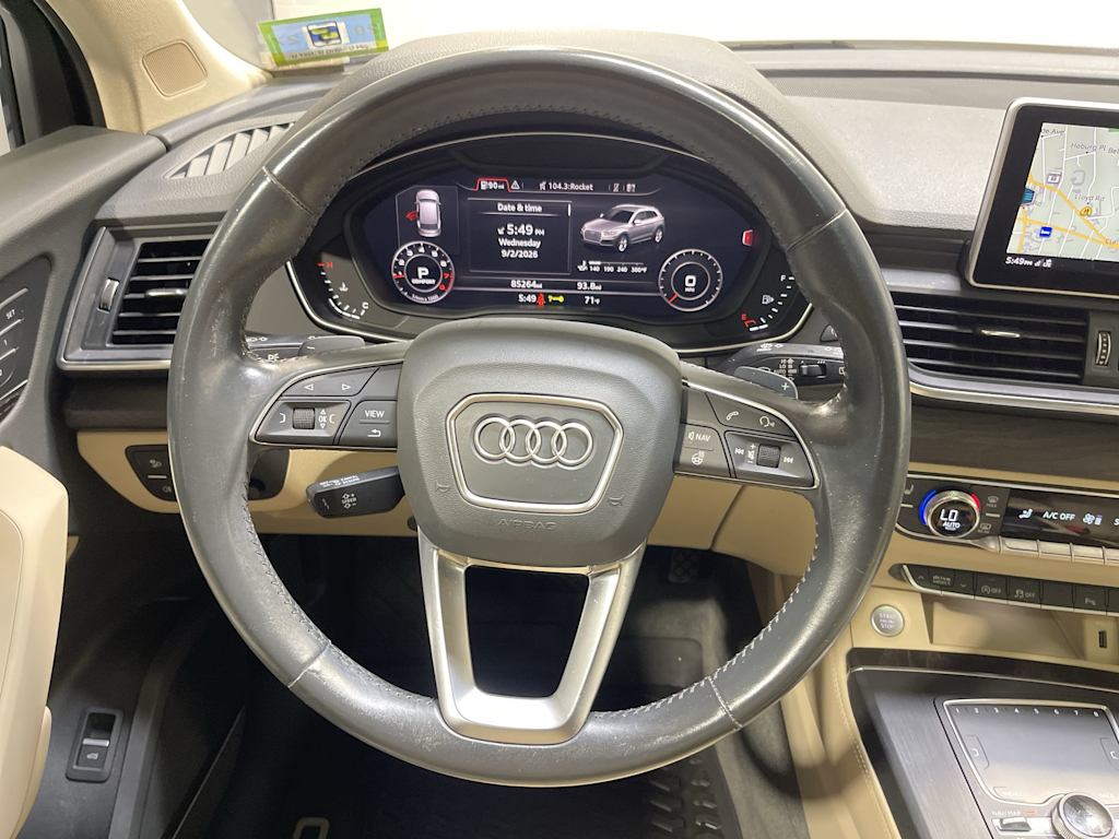 Thumbnail: 2020 Audi Q5 - 10