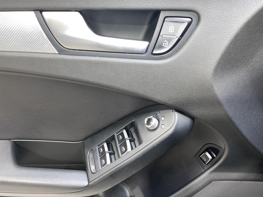 Thumbnail: 2015 Audi A4 - 23