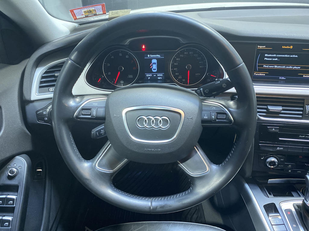 Thumbnail: 2015 Audi A4 - 10
