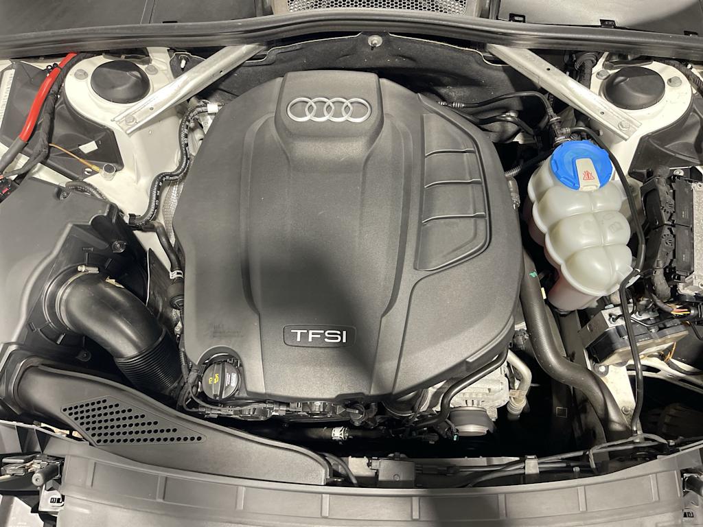 Thumbnail: 2018 Audi A4 - 9