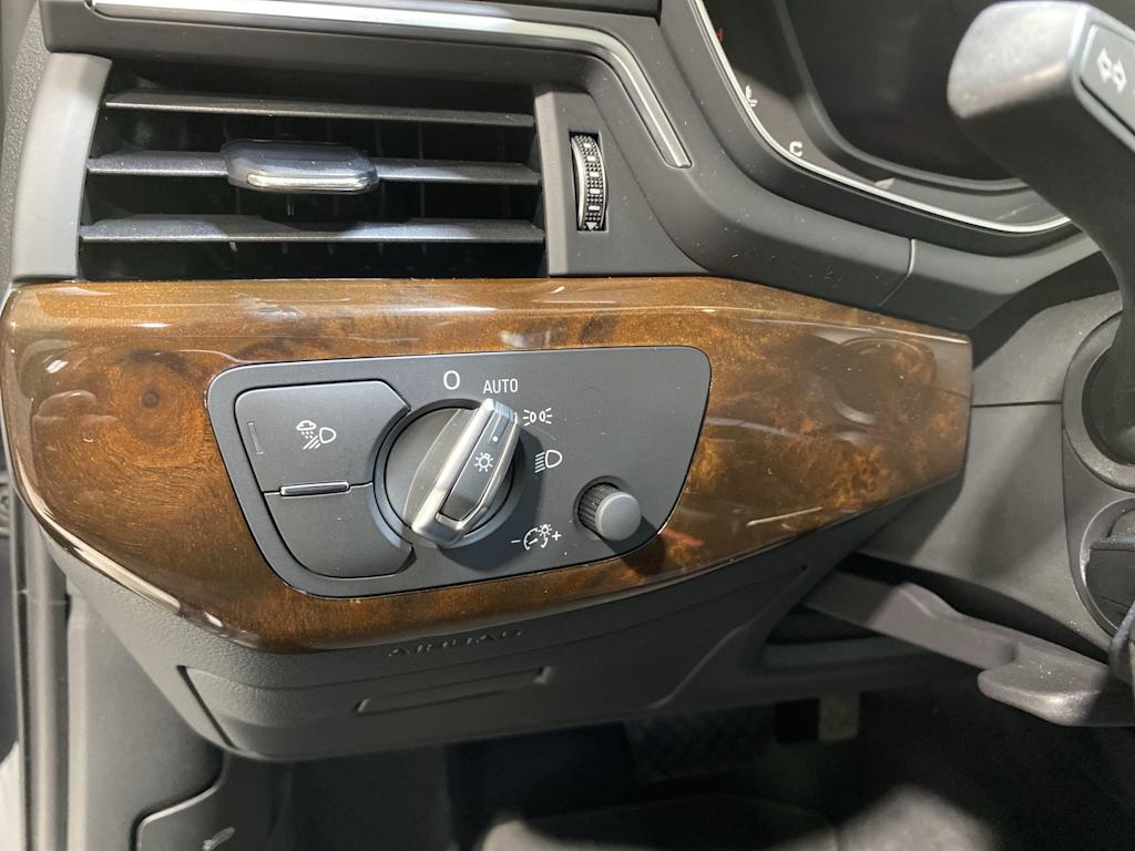 Thumbnail: 2019 Audi A4 - 24
