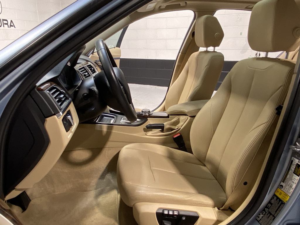 Thumbnail: 2014 BMW 3 Series - 11