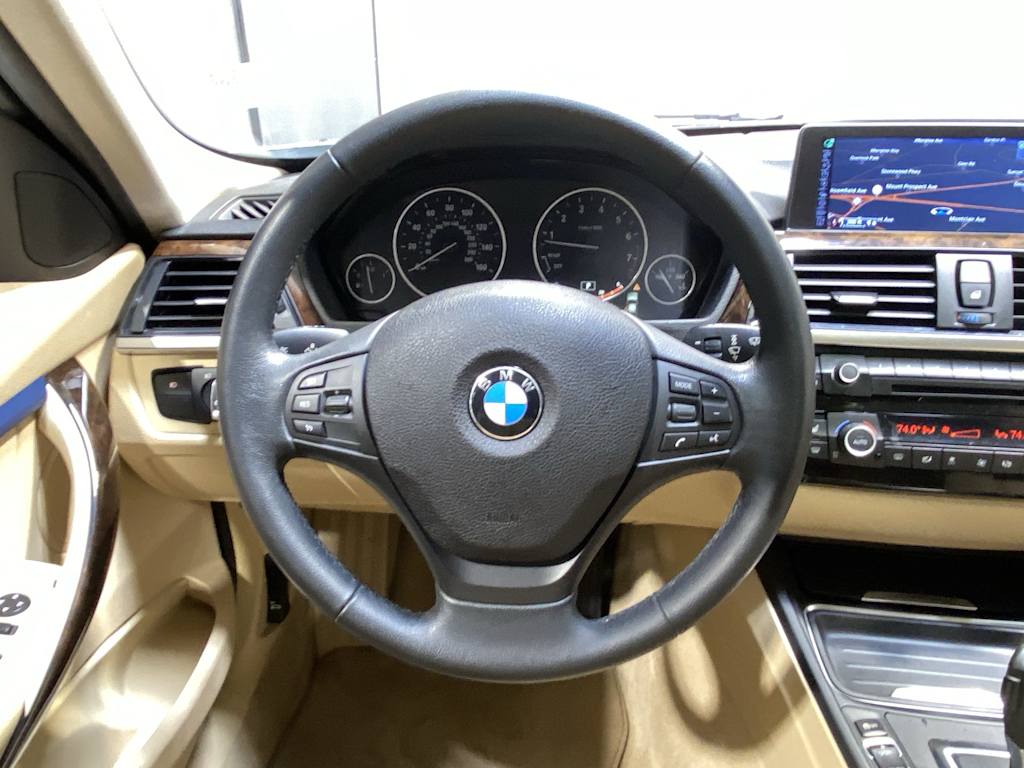 Thumbnail: 2014 BMW 3 Series - 9