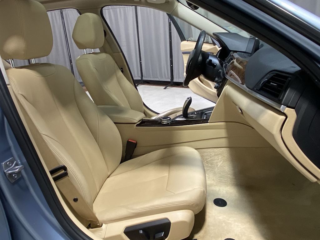 Thumbnail: 2014 BMW 3 Series - 20