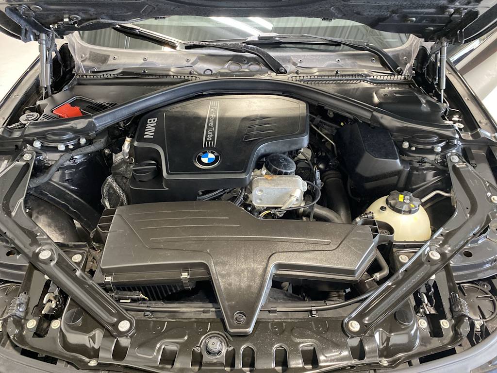 2015 BMW 4 Series 428i xDrive 9