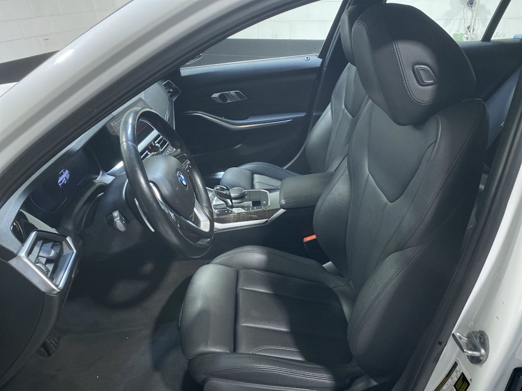 Thumbnail: 2019 BMW 3 Series - 10