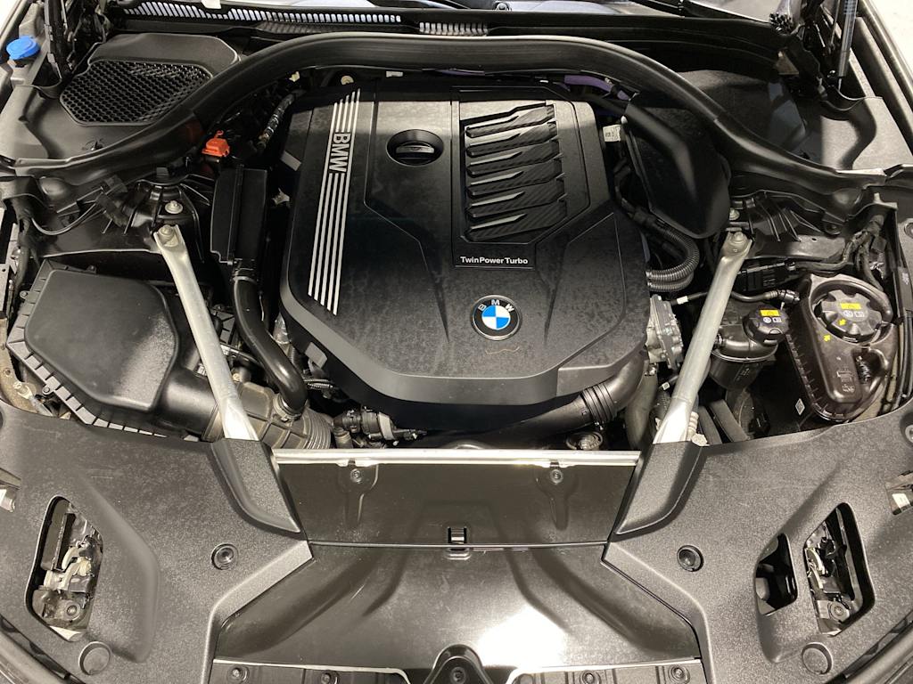 2021 BMW 5 Series 540i 8