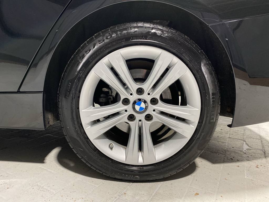 2018 BMW 3 Series 330xi 7