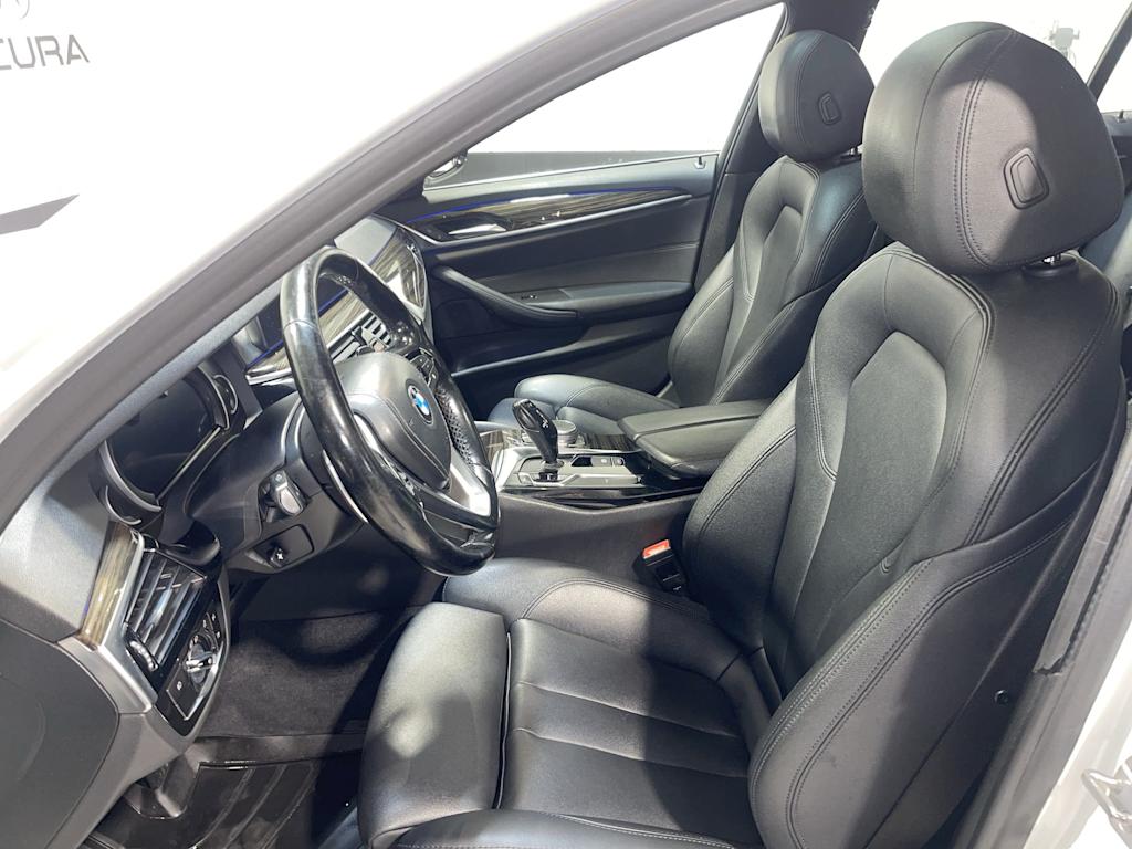 Thumbnail: 2018 BMW 5 Series - 11