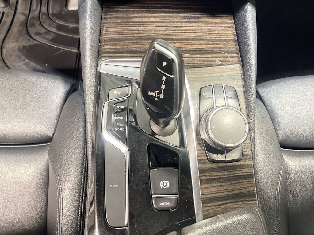 Thumbnail: 2018 BMW 5 Series - 15