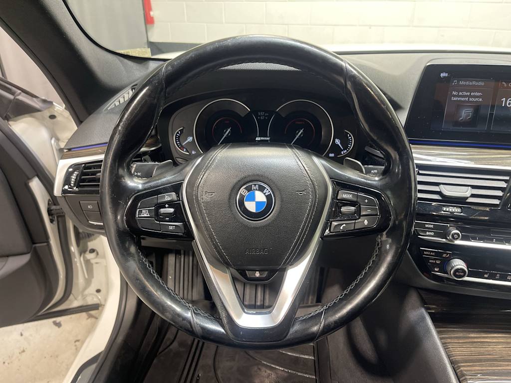 Thumbnail: 2018 BMW 5 Series - 10