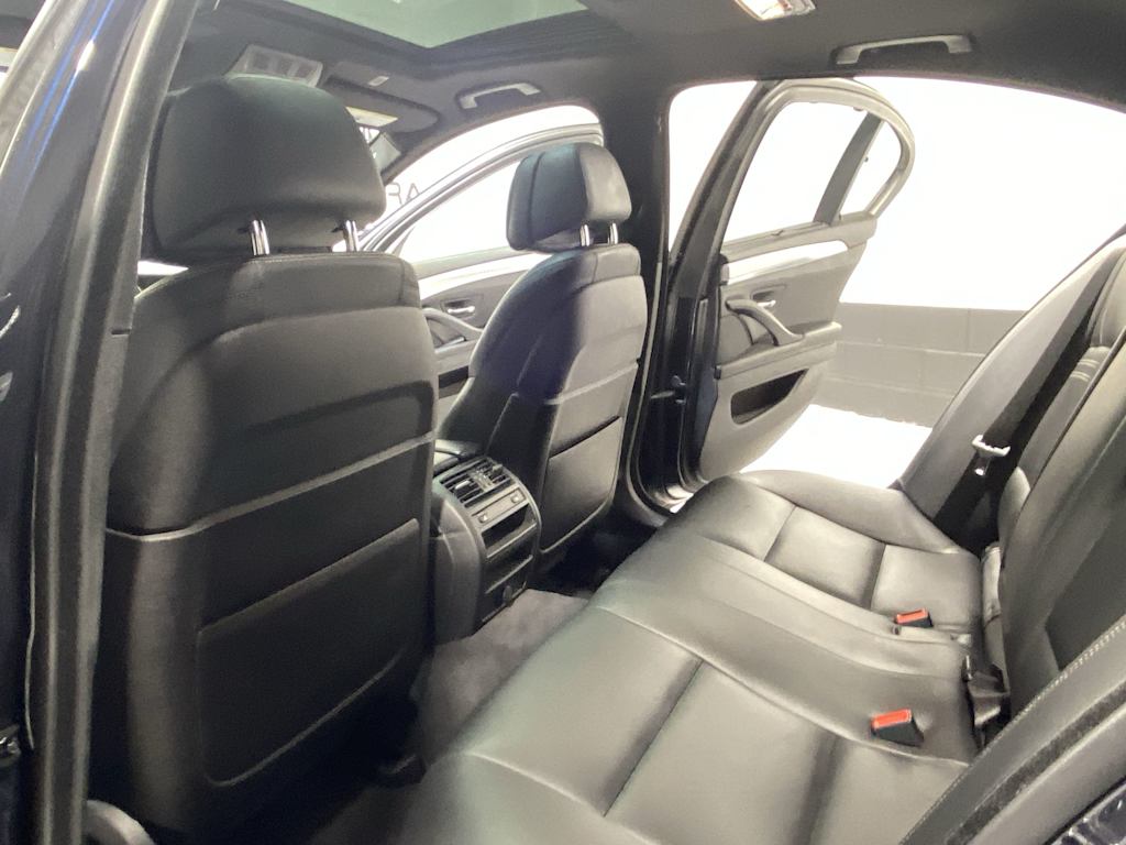 Thumbnail: 2016 BMW 5 Series - 13