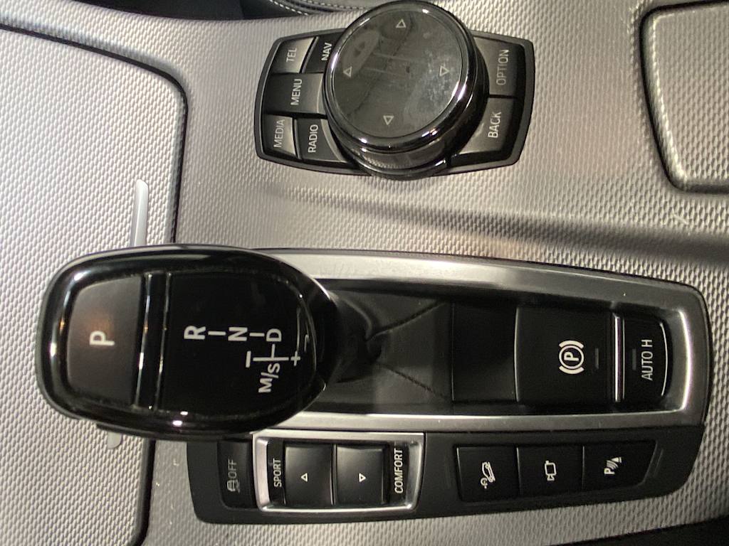 Thumbnail: 2016 BMW 5 Series - 21