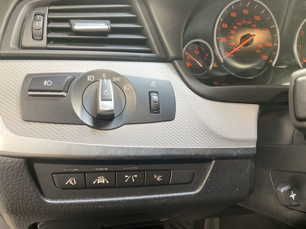 Thumbnail: 2016 BMW 5 Series - 24