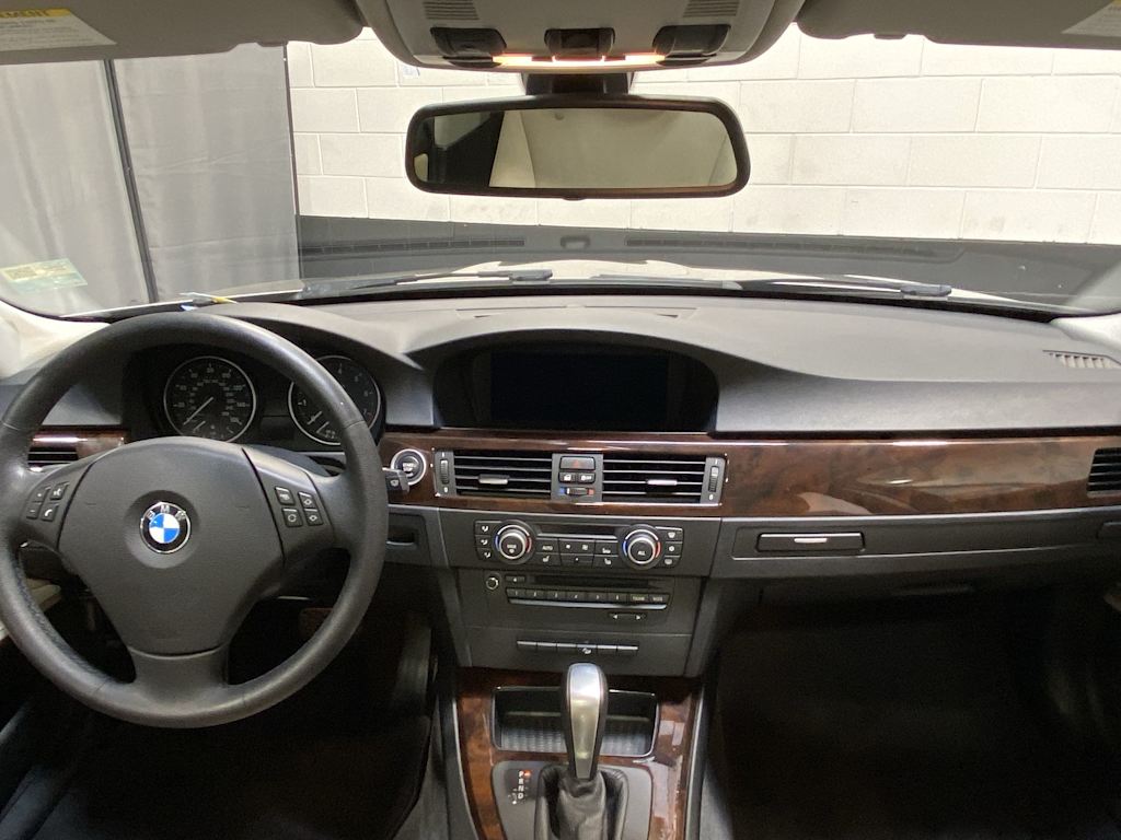 Thumbnail: 2012 BMW 3 Series - 2