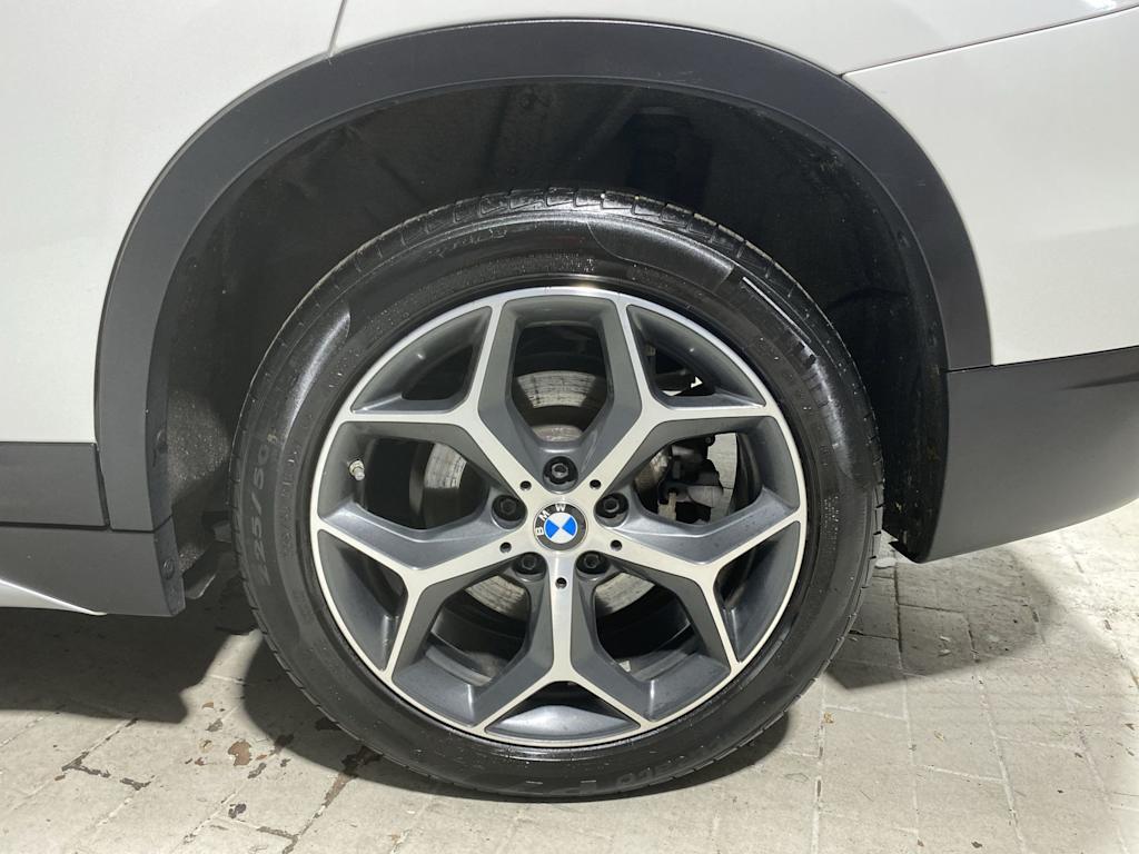 Thumbnail: 2018 BMW X1 - 7
