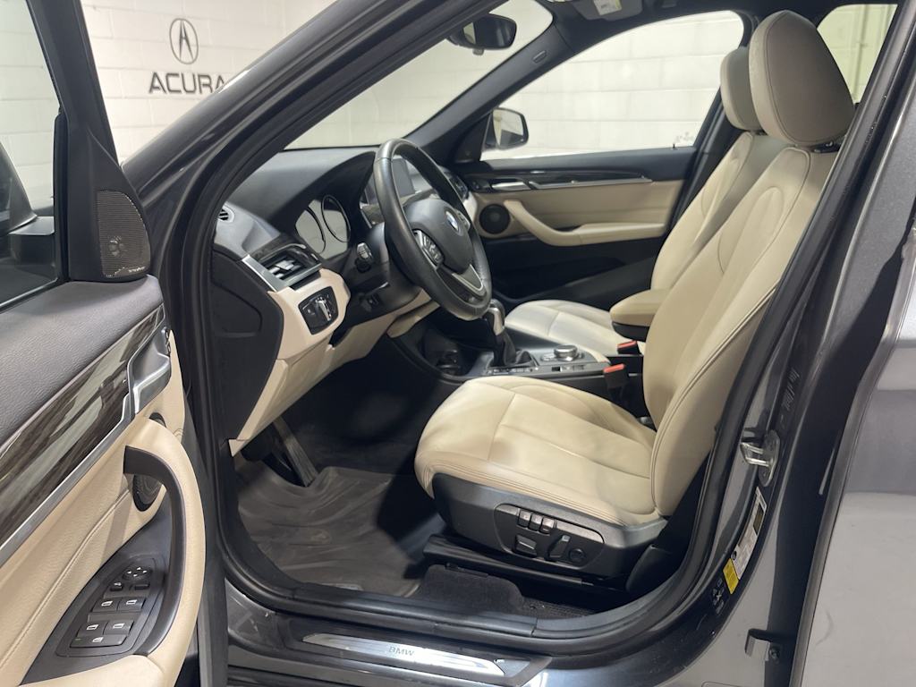Thumbnail: 2019 BMW X1 - 11