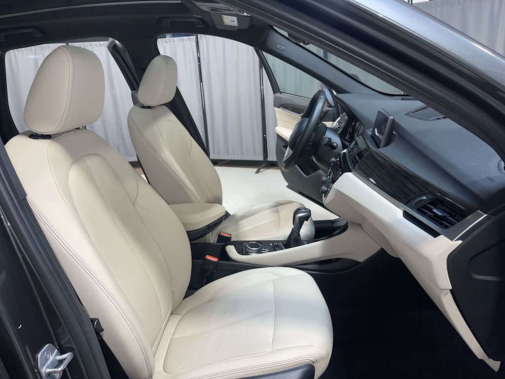 Thumbnail: 2019 BMW X1 - 21