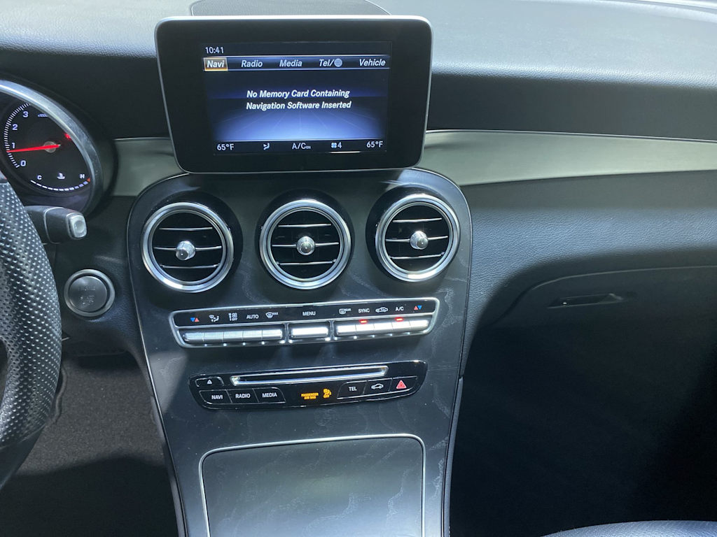 Thumbnail: 2019 Mercedes-Benz GLC - 21