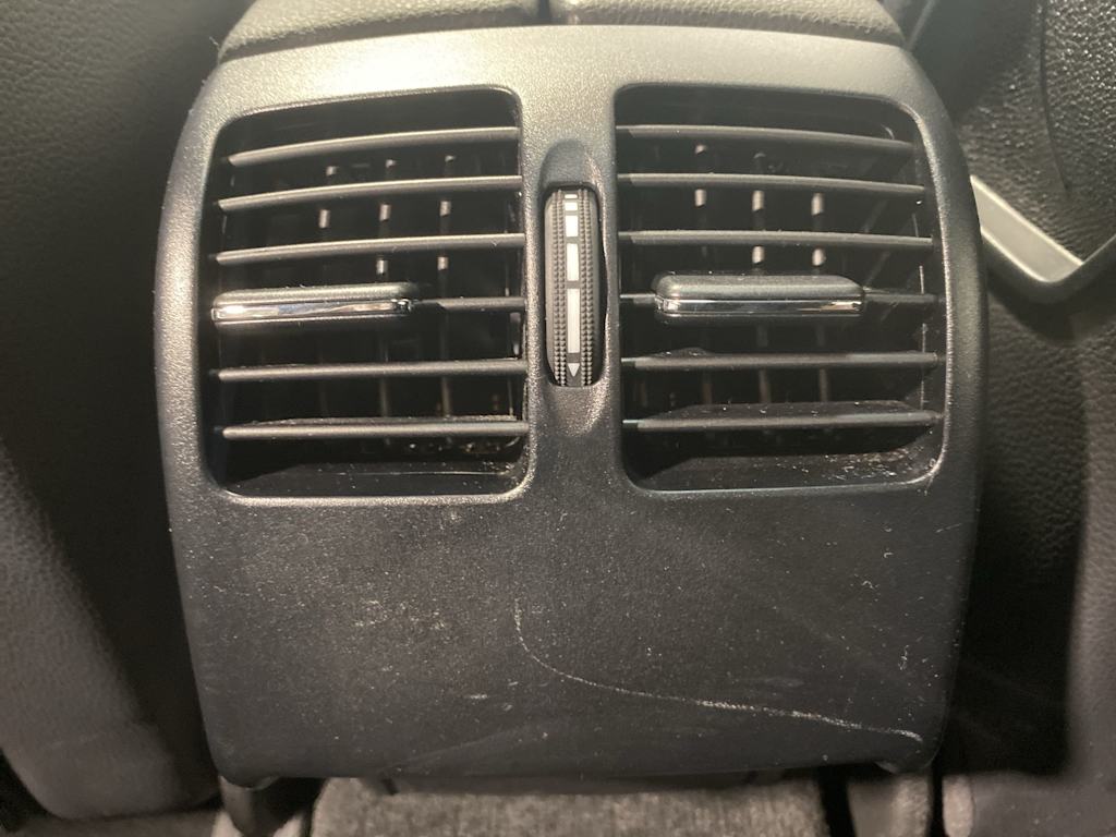 Thumbnail: 2013 Mercedes-Benz C-Class - 25