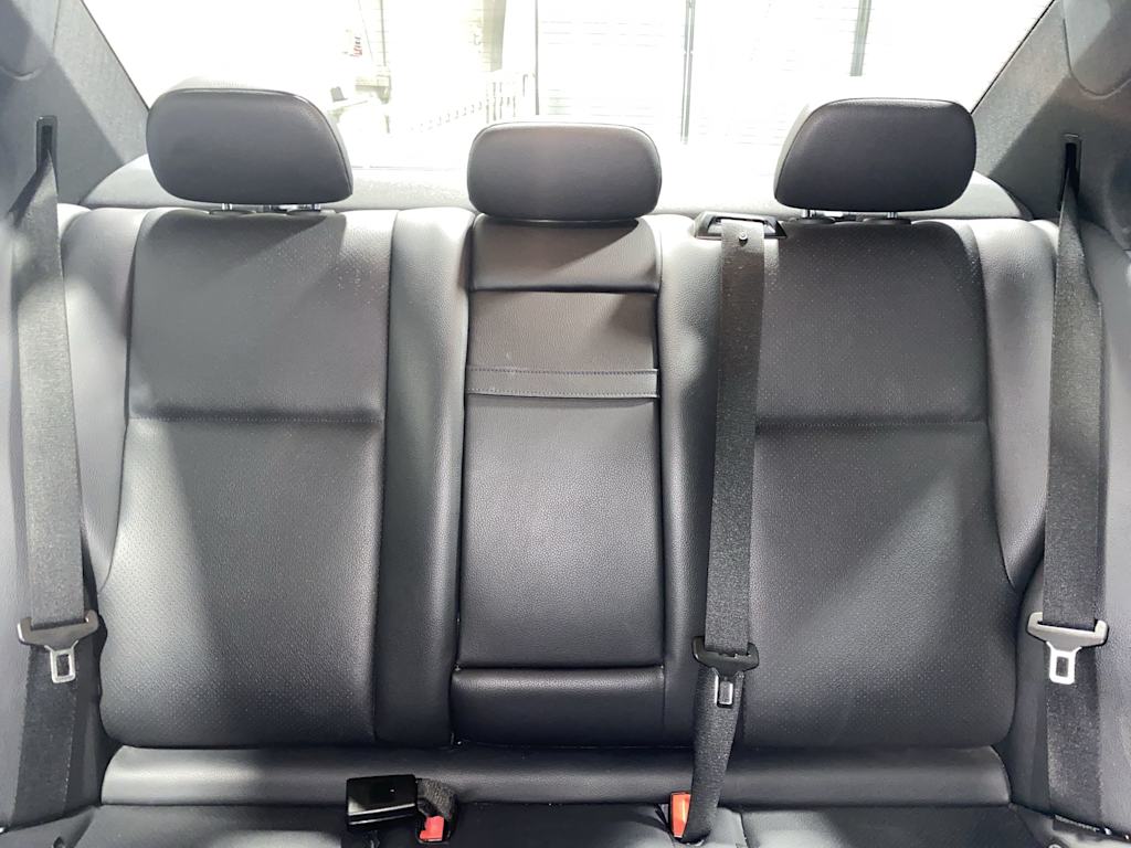 Thumbnail: 2013 Mercedes-Benz C-Class - 22