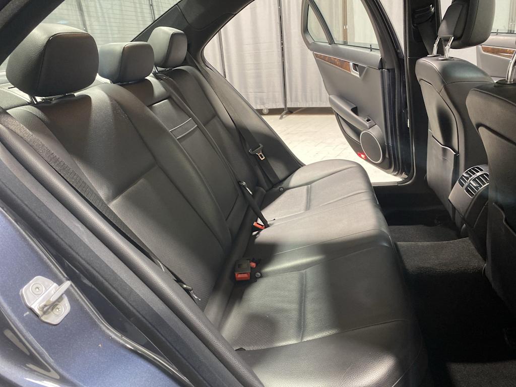 Thumbnail: 2013 Mercedes-Benz C-Class - 19