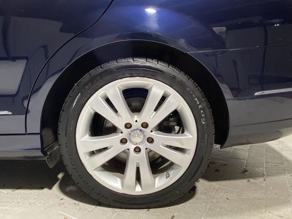 Thumbnail: 2010 Mercedes-Benz C-Class - 7