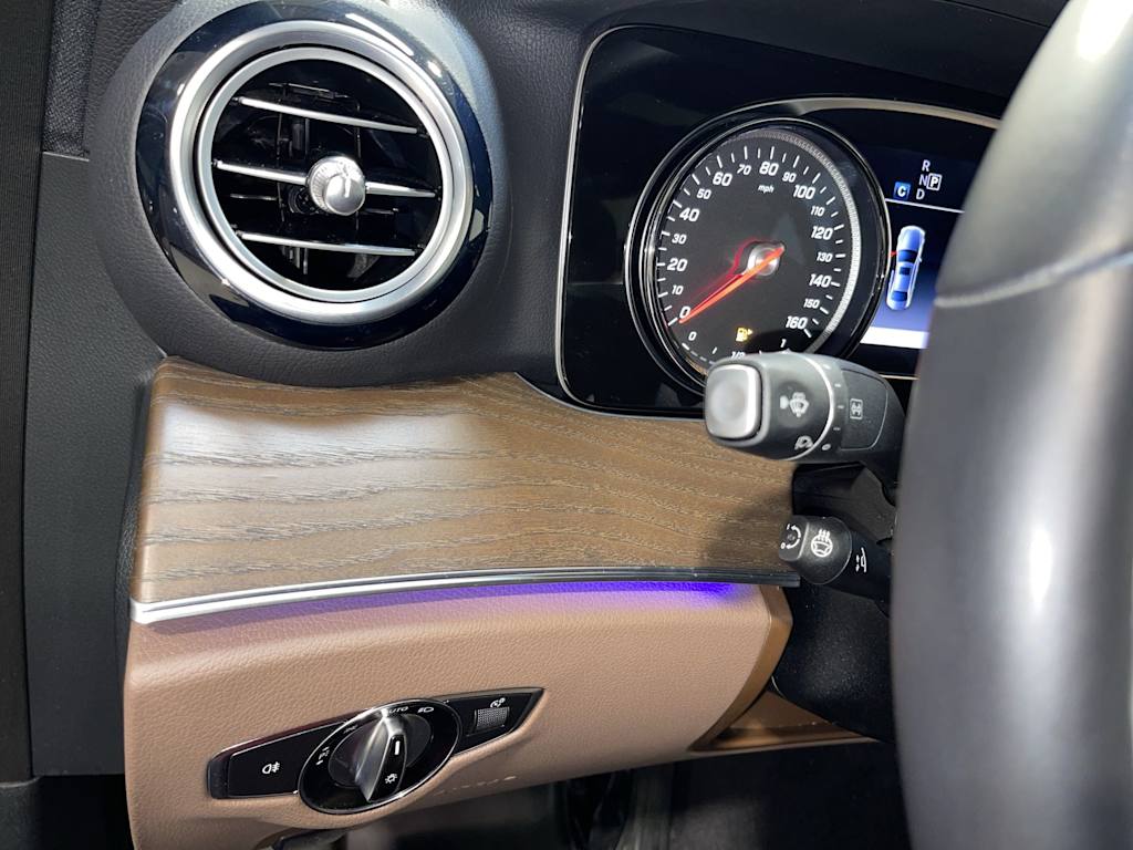 Thumbnail: 2019 Mercedes-Benz E-Class - 24