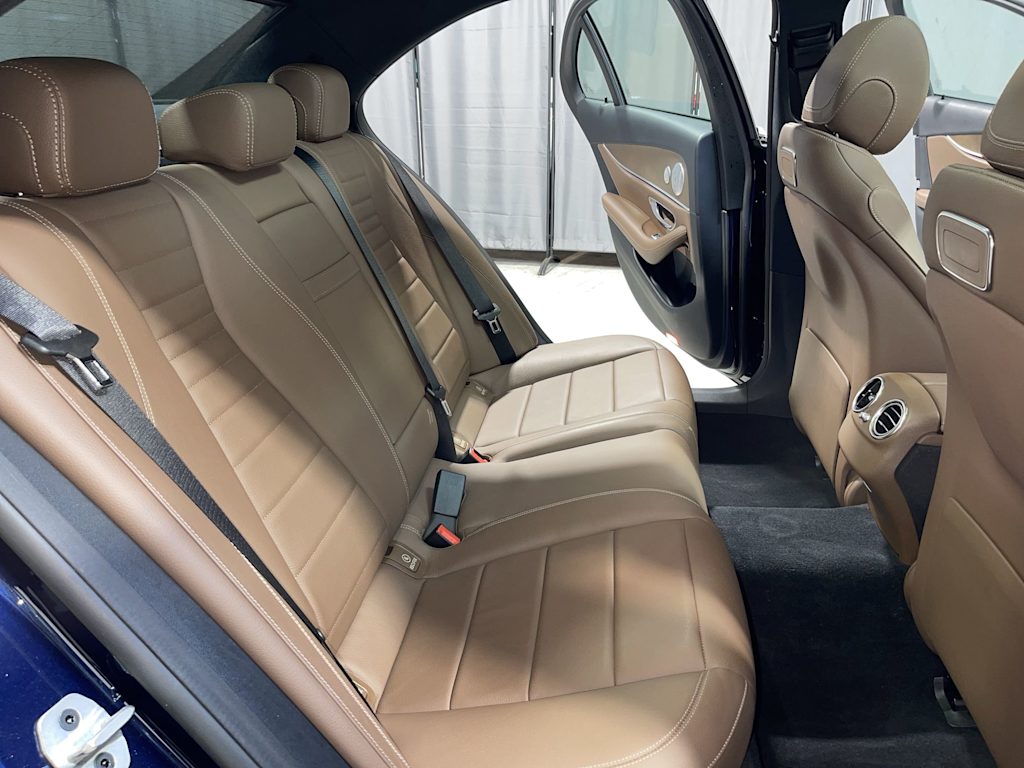 Thumbnail: 2019 Mercedes-Benz E-Class - 18