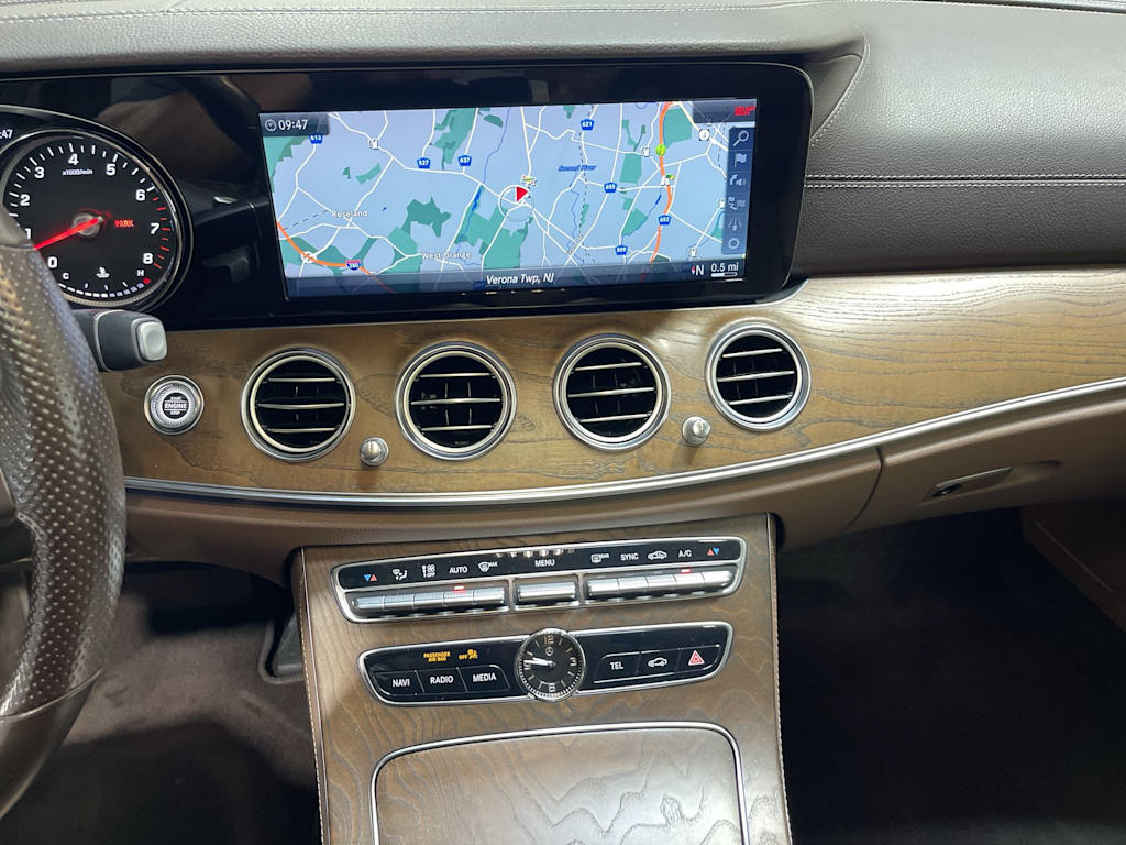 Thumbnail: 2018 Mercedes-Benz E-Class - 13