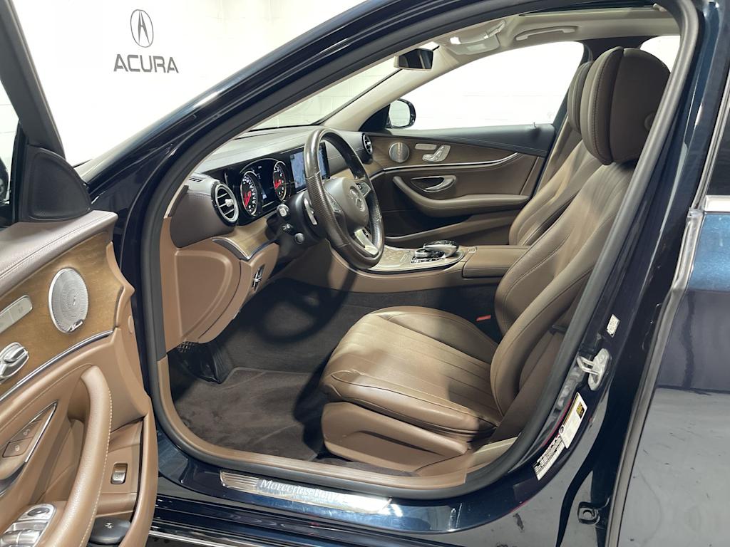 Thumbnail: 2018 Mercedes-Benz E-Class - 10