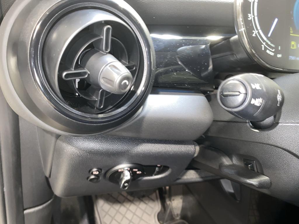 Thumbnail: 2023 MINI Cooper - 24