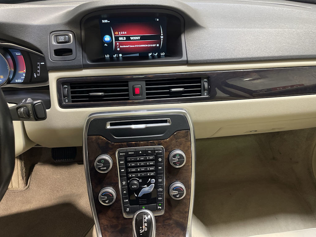 Thumbnail: 2016 Volvo S80 - 13