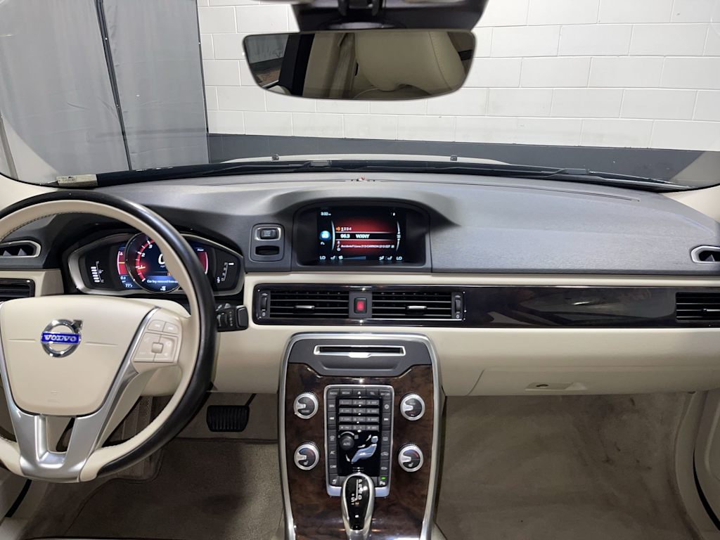 Thumbnail: 2016 Volvo S80 - 2