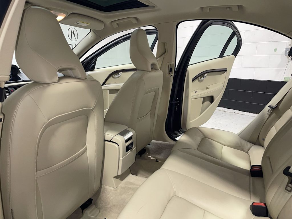 Thumbnail: 2016 Volvo S80 - 12