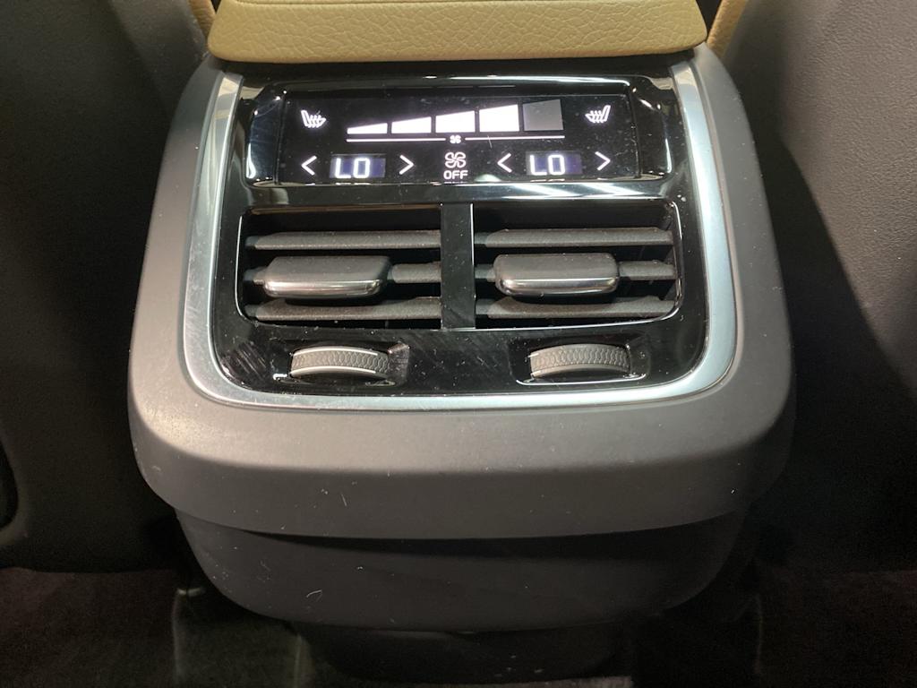 Thumbnail: 2017 Volvo XC90 - 24