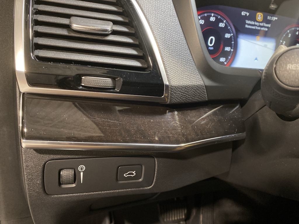 Thumbnail: 2017 Volvo XC90 - 23