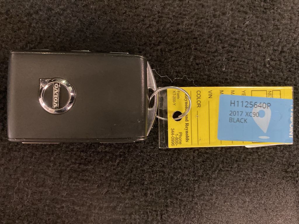 Thumbnail: 2017 Volvo XC90 - 16