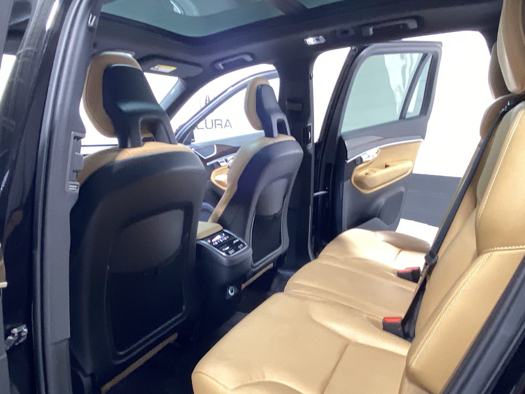 Thumbnail: 2017 Volvo XC90 - 12