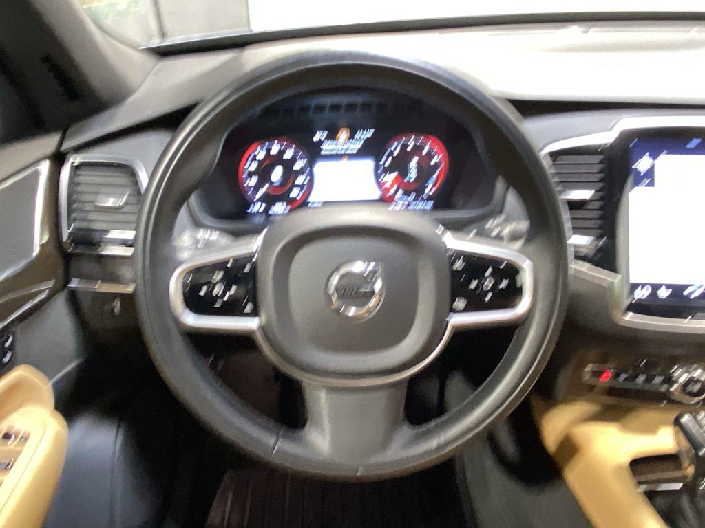 Thumbnail: 2017 Volvo XC90 - 9