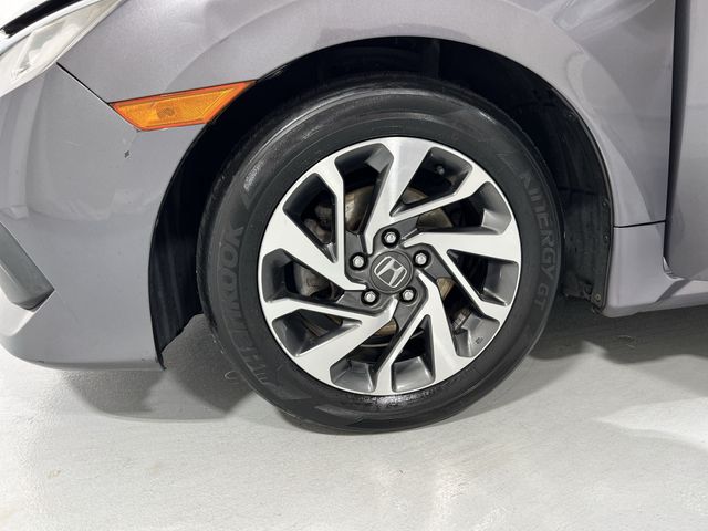 Thumbnail: 2017 Honda Civic - 7